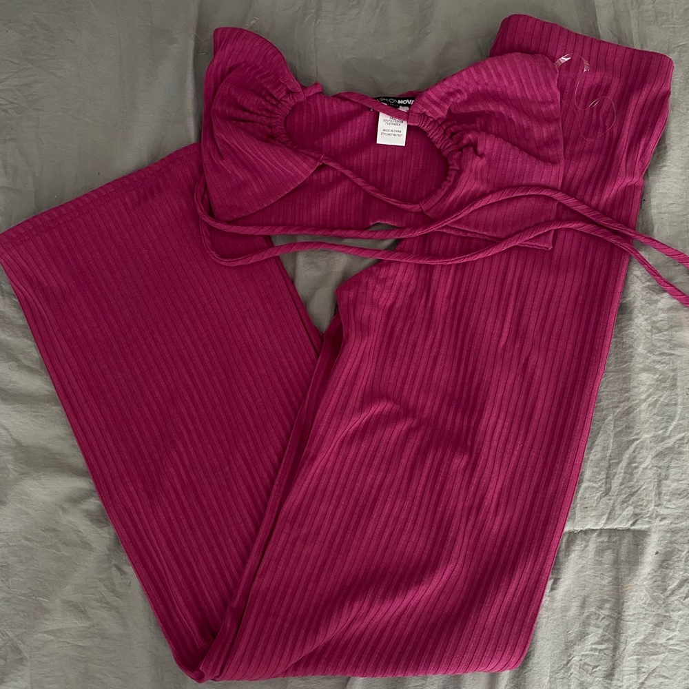 Two piece set